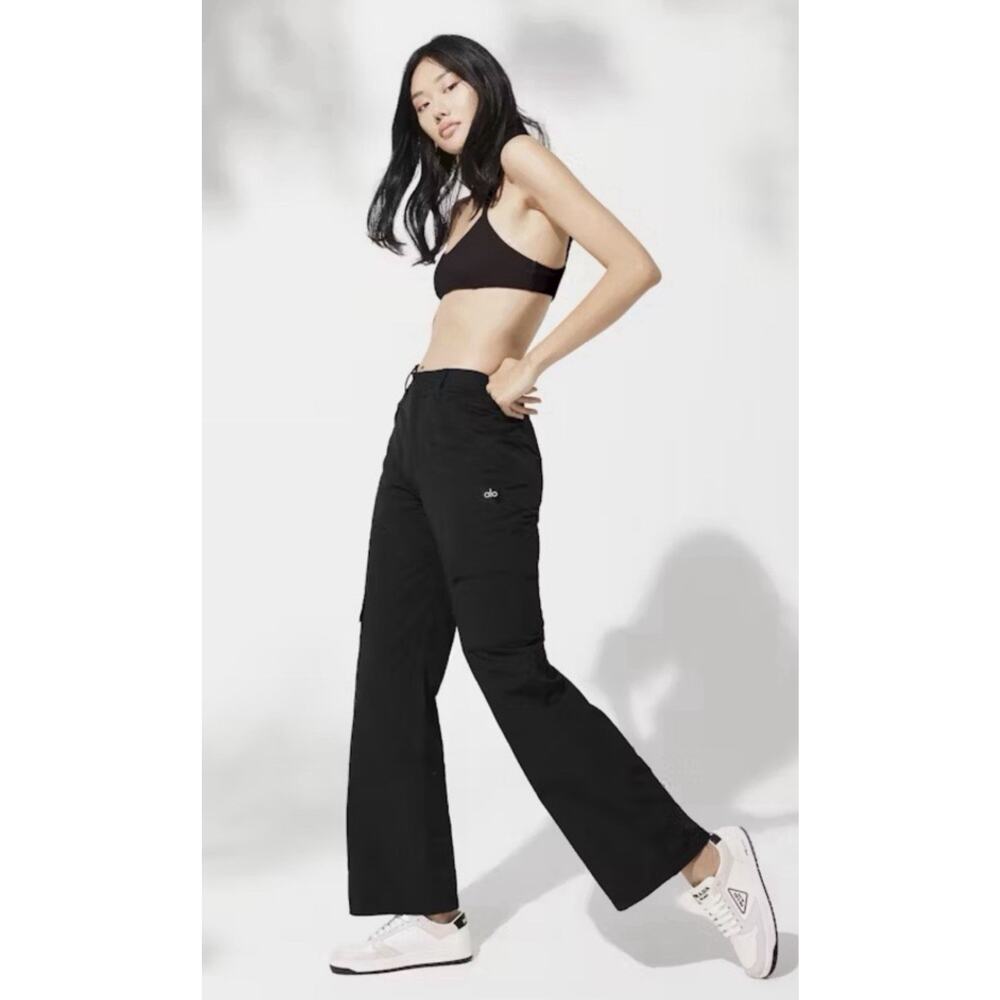 ALO YOGA All That Trouser Cargo Pant •L• Black Wide Leg Street Wear - Picture 2 of 15